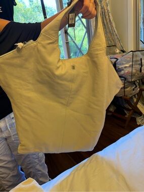 Soft Scoop-Handle Shoulder Tote